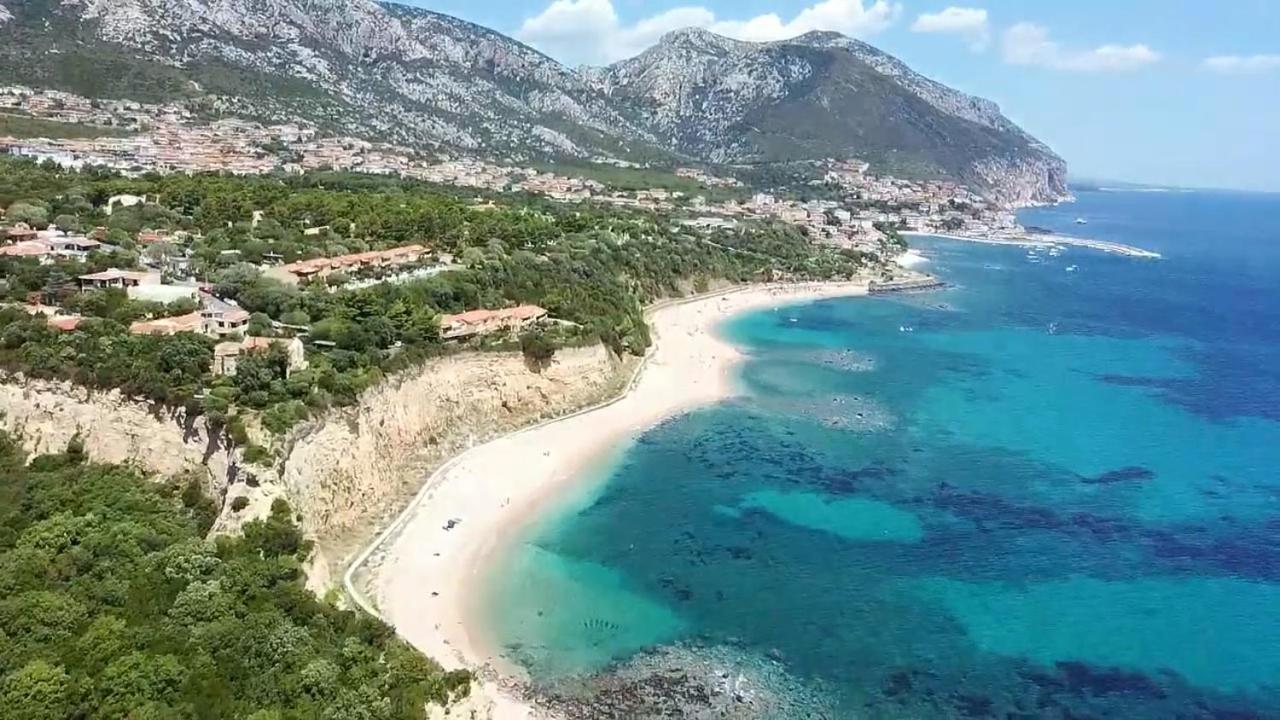 Casa Luisa Lejlighed Cala Gonone Eksteriør billede