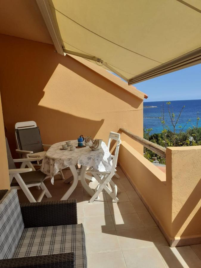 Casa Luisa Lejlighed Cala Gonone Eksteriør billede